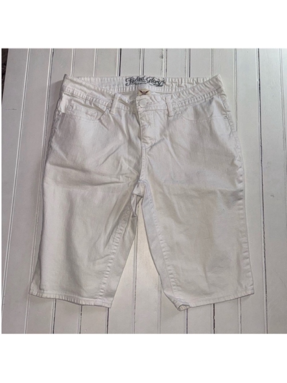 Faded Glory Bermuda Shorts White Size 10